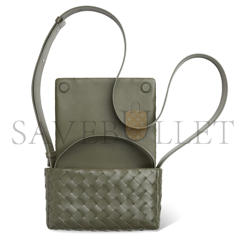 BOTTEGA VENETA INTRECCIATO MINI BAG WITH FLAP 857931 (20*12*6.5cm)